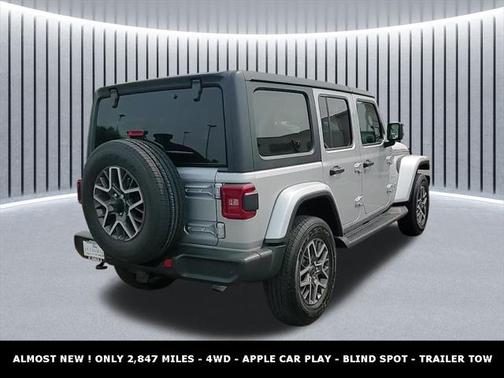 2024 Jeep Wrangler 4-Door Sahara