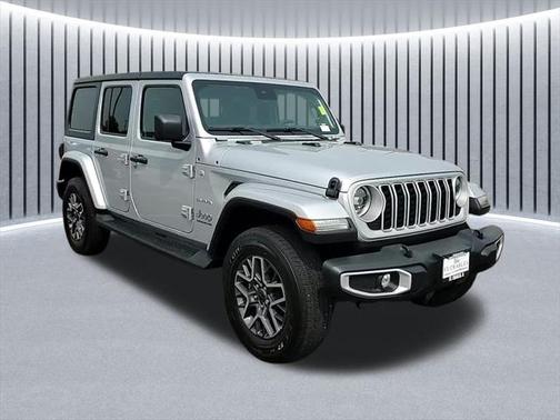 2024 Jeep Wrangler 4-Door Sahara