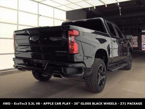 2022 Chevrolet Silverado 1500 Custom Trail Boss