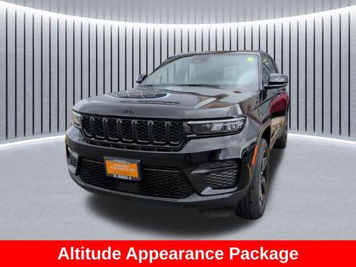 2023 Jeep Grand Cherokee Altitude