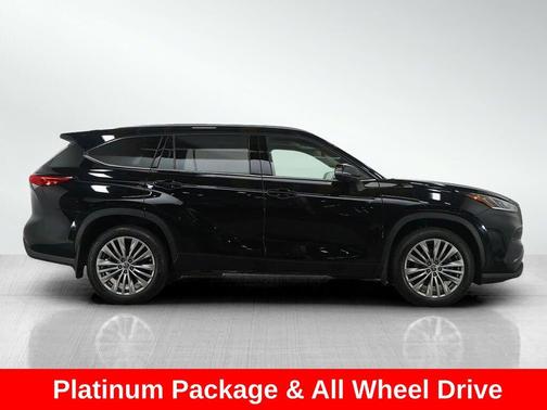 2022 Toyota Highlander Platinum