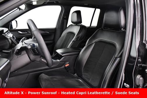 2024 Jeep Grand Cherokee Altitude