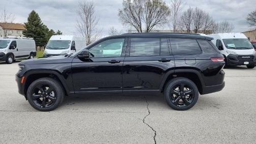 Diamond Black Crystal Pearlcoat 2024 Jeep Grand Cherokee L Limited