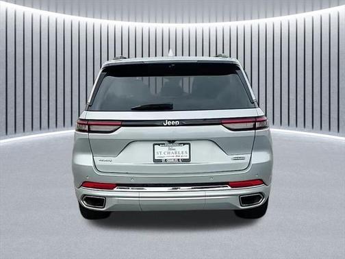 2022 Jeep Grand Cherokee Overland