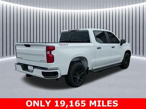 2022 Chevrolet Silverado 1500 Custom