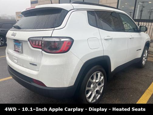 2022 Jeep Compass Latitude Lux