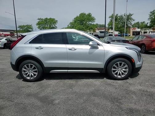2020 Cadillac XT4 Premium Luxury