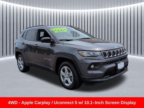 Baltic Gray Metallic Clearcoat 2024 Jeep Compass Latitude