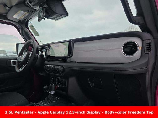 2024 Jeep Wrangler 4-Door Sahara