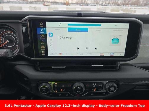 2024 Jeep Wrangler 4-Door Sahara