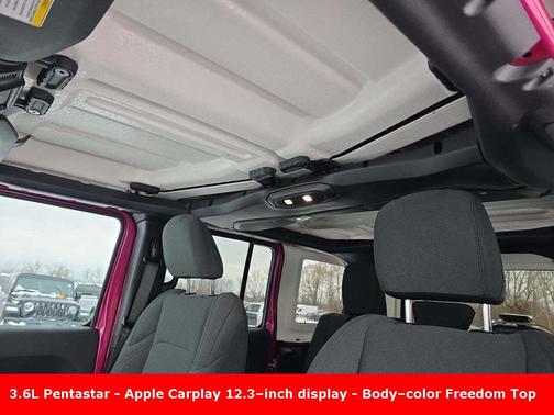 2024 Jeep Wrangler 4-Door Sahara