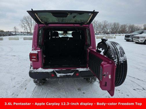 2024 Jeep Wrangler 4-Door Sahara