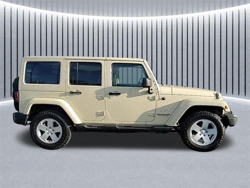 2011 Jeep Wrangler Unlimited Sahara