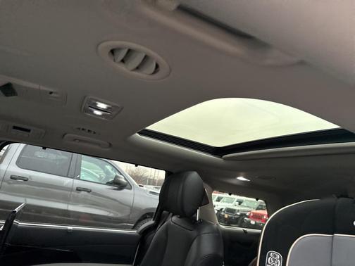 2022 Kia Carnival SX Prestige