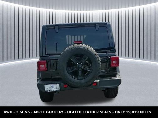 2023 Jeep Wrangler 4-Door Sahara Altitude