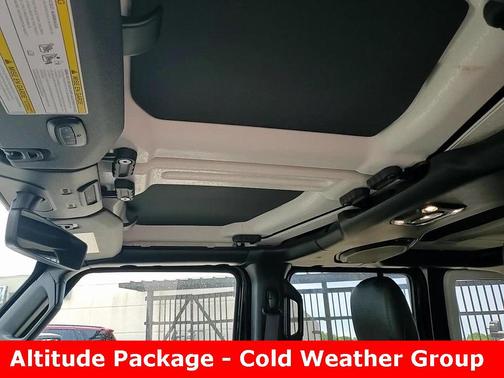 2023 Jeep Wrangler 4-Door Sahara Altitude