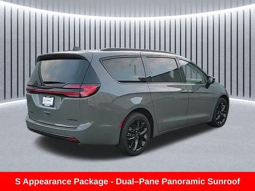 2025 Chrysler Pacifica Limited