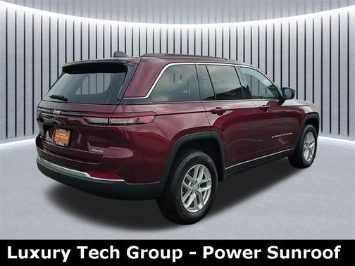 2025 Jeep Grand Cherokee Laredo
