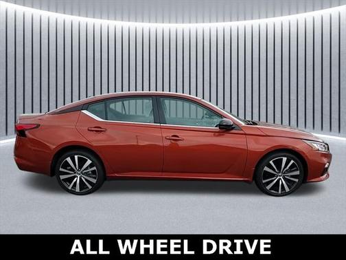 2021 Nissan Altima SR Intelligent AWD
