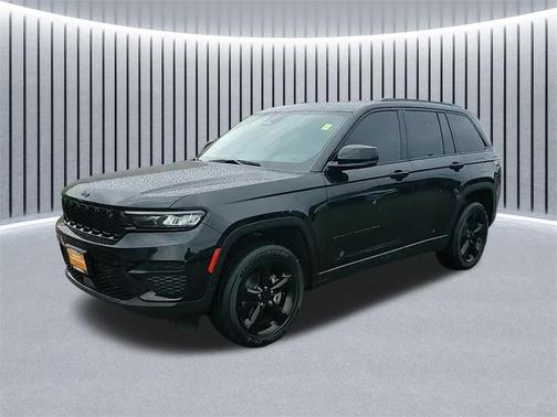2022 Jeep Grand Cherokee Altitude