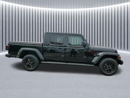 2022 Jeep Gladiator Altitude 4x4