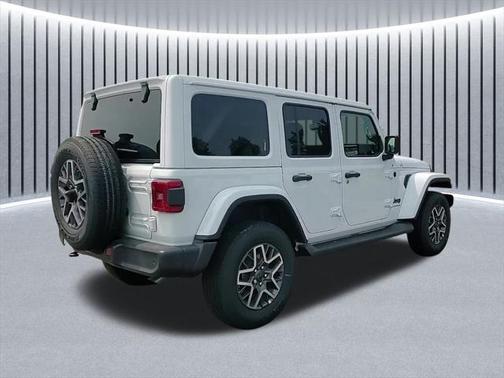 2025 Jeep Wrangler 4-Door Sahara 4x4