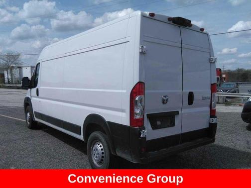 Bright White Clearcoat 2025 RAM ProMaster 2500 Tradesman