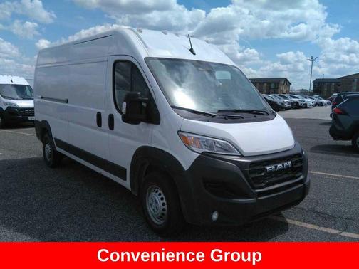 Bright White Clearcoat 2025 RAM ProMaster 2500 Tradesman