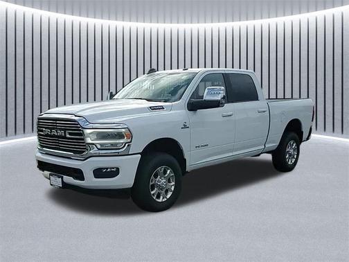 2023 RAM 2500 Laramie Crew Cab 4x4 6'4' Box