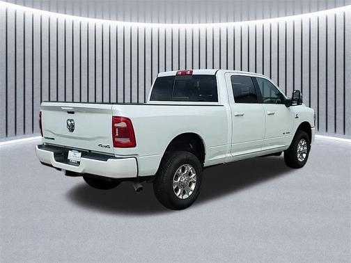 2023 RAM 2500 Laramie Crew Cab 4x4 6'4' Box