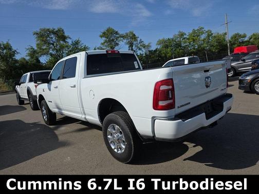 2023 RAM 2500 Laramie Crew Cab 4x4 6'4' Box