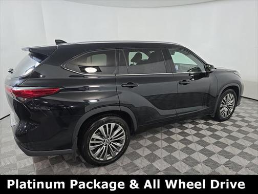 2021 Toyota Highlander Platinum