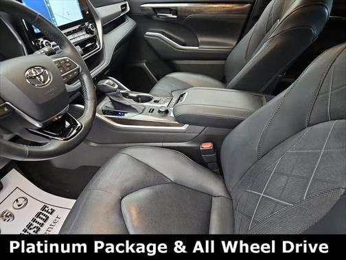 2021 Toyota Highlander Platinum