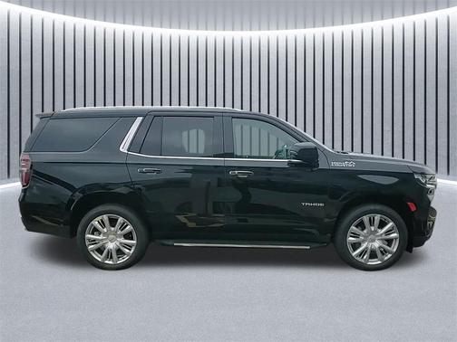 2022 Chevrolet Tahoe 4WD High Country