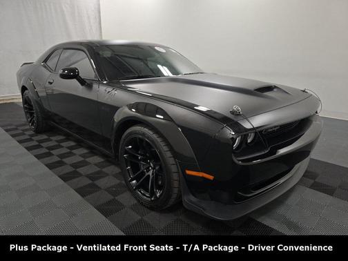 2022 Dodge Challenger R/T Scat Pack Widebody
