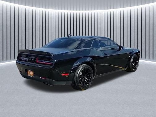 2022 Dodge Challenger R/T Scat Pack Widebody