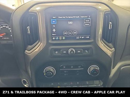 2022 Chevrolet Silverado 1500 Custom Trail Boss