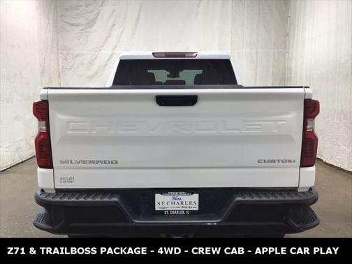 2022 Chevrolet Silverado 1500 Custom Trail Boss