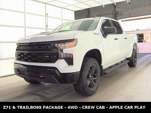 2022 Chevrolet Silverado 1500 Custom Trail Boss