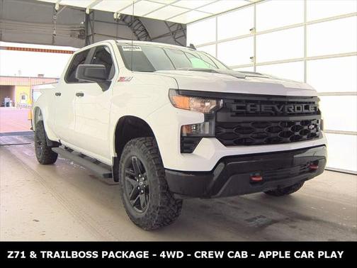 2022 Chevrolet Silverado 1500 Custom Trail Boss