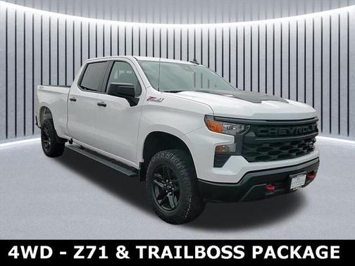 2022 Chevrolet Silverado 1500 Custom Trail Boss
