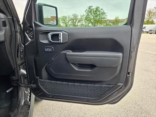 2025 Jeep Wrangler 4xe Willys