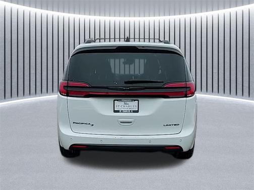 2025 Chrysler Pacifica Limited