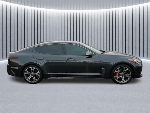 2021 Kia Stinger GT2