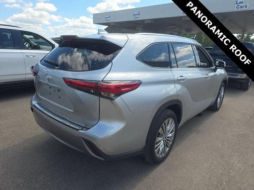 2023 Toyota Highlander Platinum