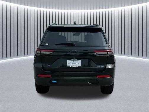 2023 Jeep Grand Cherokee 4xe Trailhawk