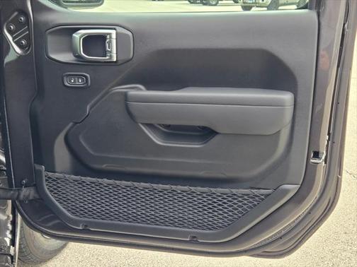 2025 Jeep Wrangler 4xe Sport S