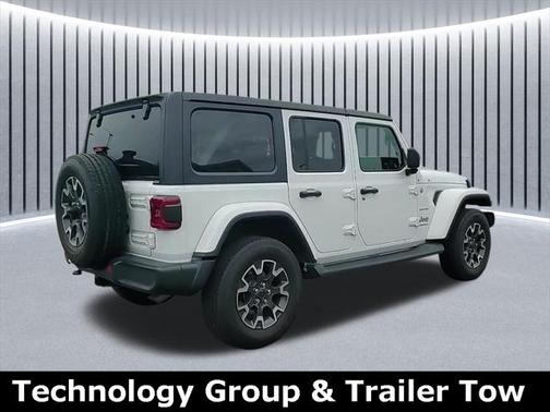 2024 Jeep Wrangler 4-Door Sahara