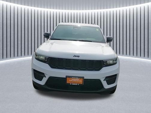2022 Jeep Grand Cherokee Altitude