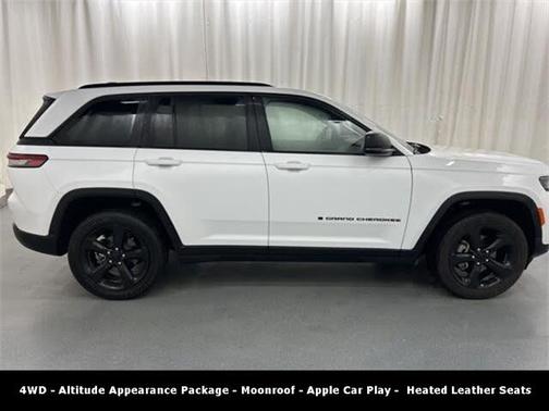 2022 Jeep Grand Cherokee Altitude